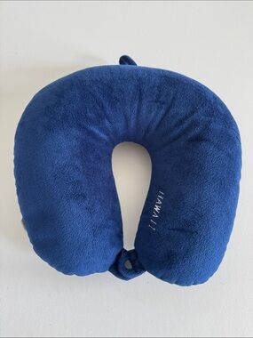 Plush Navy Travel Neck Pillow with 'Hawaii' Embroidered